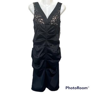 NWT Xscape Black & Nude Formal Cocktail Party Dress Size 6